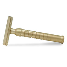 Load image into Gallery viewer, The Goodfellas' Smile- Bayonetta Brass Safety Razor