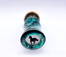 Load image into Gallery viewer, Trotter Handcrafts- Sea Foam Storm in Two Band Manchurian
