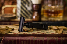 Load image into Gallery viewer, The Holy Black SR-71 Guard Bar Safety Razor
